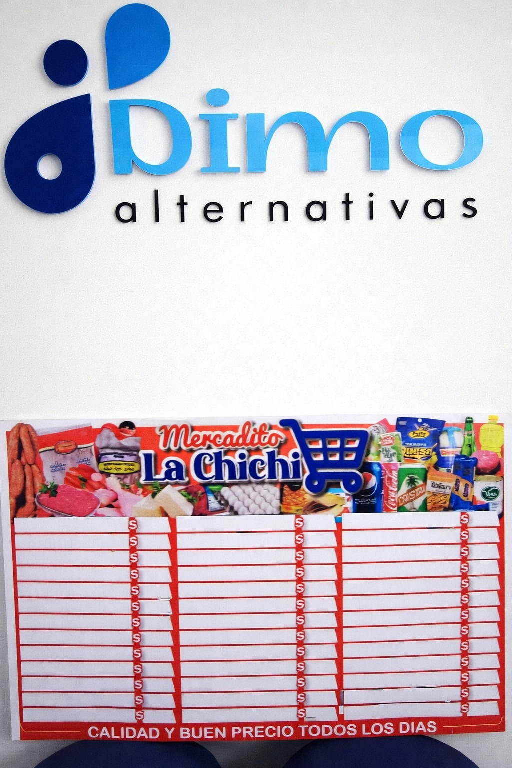 Pizarra Routeada 1m x 60cm con imagen impresa en vinilo blanco.Laminado fondeado en En PVC de 6mm con doble contacto x detrás y Diseño incluido ( Exterior)
